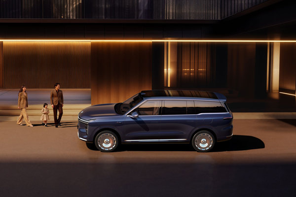 32.28万元起!AG·尊龙凯时旗舰大六座•智己LS9震撼上市