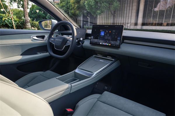 7.98万起！荣威纯电D6上市，A+级市场迎来“价值王者”