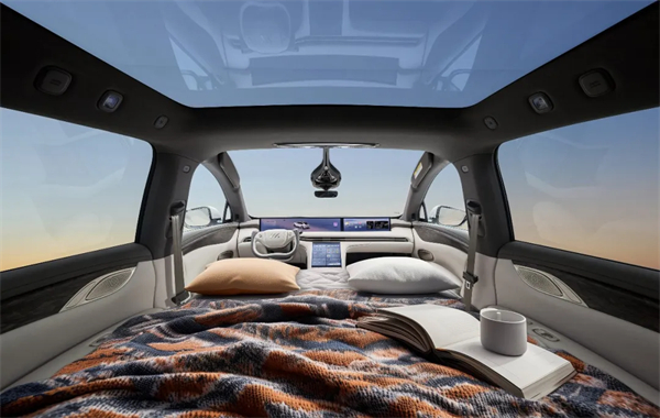 智己LS7焕新版上市，限时权益价32.99万元